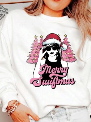 Merry Swiftmas Era Sweatshirt Taylors Christmas Version Shirt Swift Christmas Tee Ts Fan Gift Christmas Tree Farm Eras Concert Unique revetee 2