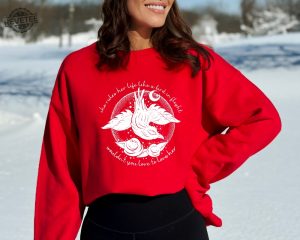 Bird In Flight Rhiannon Inspired Sweatshirt Hoodie Rock Concert Tour 2023 Gift For Fan Country Music Concert revetee 6