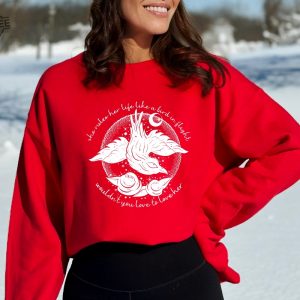 Bird In Flight Rhiannon Inspired Sweatshirt Hoodie Rock Concert Tour 2023 Gift For Fan Country Music Concert revetee 6