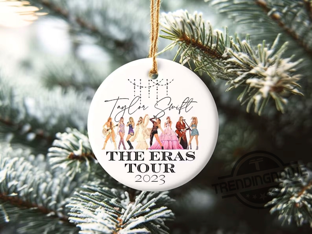 https://bucket-revetee.storage.googleapis.com/wp-content/uploads/2023/11/07083942/Taylor-Eras-Tour-2023-Christmas-Ornament-Merry-Swiftmas-Ornament-Taylor-Swift-Christmas-Ornament-Swifties-Christmas-Gift-trendingnowe.com_1.jpg