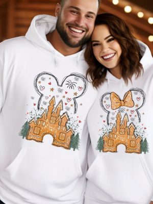 Disney Christmas Gingerbread Castle Unisex Hoodie Christmas Disney Trip Minnie Gingerbread Women Sweatshirt Christmas Gift Mens Hoodie Unique revetee 2