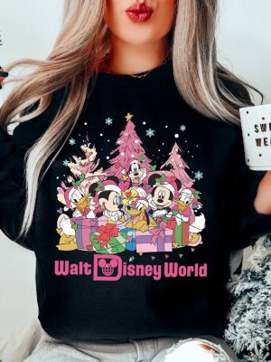 Vintage Walt Disney World Christmas Sweatshirt Mickeys Very Merry Christmas Sweatshirt Pink Christmas Tree Shirt Disney Family Christmas Unique revetee 2