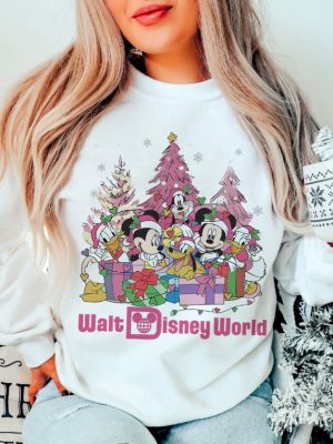 Vintage Walt Disney World Christmas Sweatshirt Mickeys Very Merry Christmas Sweatshirt Pink Christmas Tree Shirt Disney Family Christmas Unique revetee 3