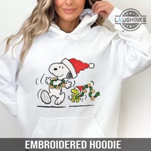 peanuts christmas sweater tshirt hoodie sweatshirt vintage embroidered snoopy and woodstock enjoying winter shirts charlie brown xmas gift embroidery laughinks 1