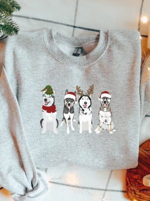 Husky Christmas Sweatshirt Christmas Shirt Dog Mom Gift Xmas Sweatshirt Husky Mom Gift Dog Owner Holiday Sweater Christmas Crewneck Unique revetee 4