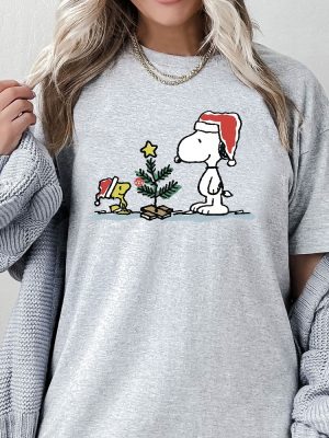 Snoopy Christmas Sweatshirt Vintage Christmas Sweatshirt Christmas Cartoon Dog Sweatshirt Charlie Christmas Sweatshirt Cartoon Sweater Unique revetee 5