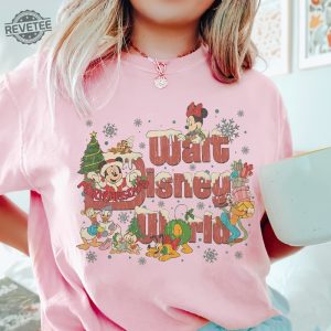 Vintage Walt Disney World Christmas Sweatshirt Mickey And Friends Christmas Shirt Disneyworld Christmas Shirts Unique revetee 4