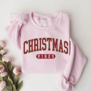 Retro Christmas Vibes Sweatshirt Womens Christmas Sweatshirt Holiday Sweater Cute Christmas Sweatshirt Christmas Gift Winter Shirt Unique revetee 3 1