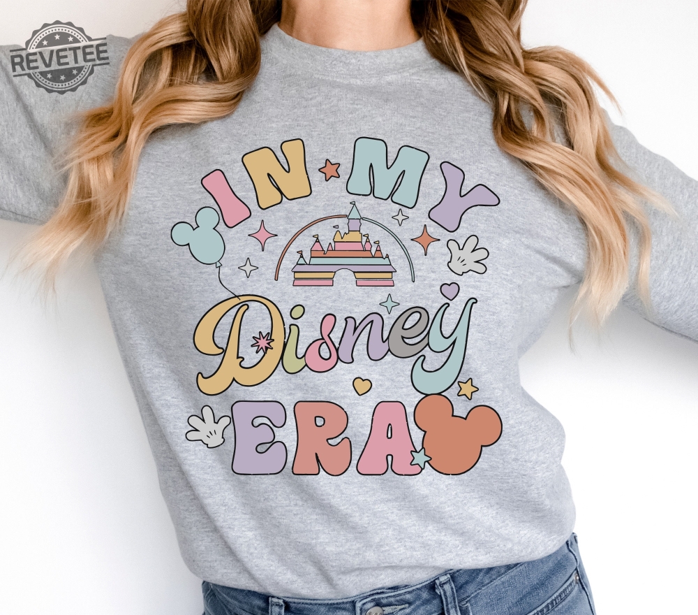 https://bucket-revetee.storage.googleapis.com/wp-content/uploads/2023/11/16045309/In-My-Disney-Era-Sweatshirt-Retro-Walt-Disney-World-Shirt-Girls-Trip-Disney-Shirt-Disney-Family-Shirts-Disneyland-Vacation-Matching-Tees-Unique-revetee_1.jpg