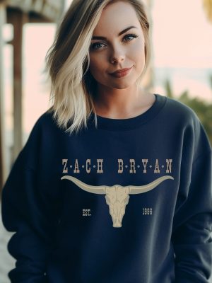 Zach Bryan Est 1996 Sweatshirt Hoodie Zach Bryan Bullhead Sweatshirt Zach Bryan Country Music Western Shirt American Heartbreak Tour Unique revetee 2