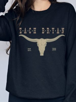 Zach Bryan Est 1996 Sweatshirt Hoodie Zach Bryan Bullhead Sweatshirt Zach Bryan Country Music Western Shirt American Heartbreak Tour Unique revetee 3