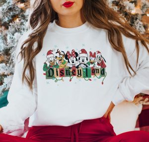 Christmas Disneyland Sweatshirt Trendy Sweatshirt Disneyland Sweatshirt Oversized Sweatshirt Christmas Sweatshirt Christmas Gift Unique revetee 4