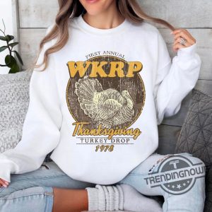 Wkrp Turkey Drop Shirt WKRP in Cincinnati Sweatshirt 1978 Thanksgiving Turkey Drop Thanksgiving Shirt Sweatshirt trendingnowe.com 2