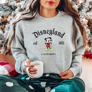 Magical Land Christmas Sweatshirt Trendy Sweatshirt Disneyland Sweatshirt Oversized Sweatshirt Christmas Sweatshirt Christmas Gift Unique revetee 3
