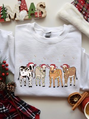 Christmas Cow Sweatshirt Cow Lover Gift Funny Christmas Shirt Holiday Sweater Farm Christmas Shirt Womens Cow Shirt Christmas Crewneck Unique revetee 2