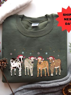 Christmas Cow Sweatshirt Cow Lover Gift Funny Christmas Shirt Holiday Sweater Farm Christmas Shirt Womens Cow Shirt Christmas Crewneck Unique revetee 5