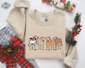 Christmas Cow Sweatshirt Cow Lover Gift Funny Christmas Shirt Holiday Sweater Farm Christmas Shirt Womens Cow Shirt Christmas Crewneck Unique revetee 6