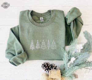 Christmas Tree Embroidered Sweatshirt Christmas Sweatshirt Embroidered Christmas Sweatshirt Christmas Embroidery Sweatshirt Unique revetee 2