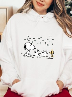 Charlie And The Snoopy Christmas Sweatshirt Christmas Cartoon Dog Sweatshirt Christmas Gift Vintage Sweatshirt Christmas Crewneck Unique revetee 2