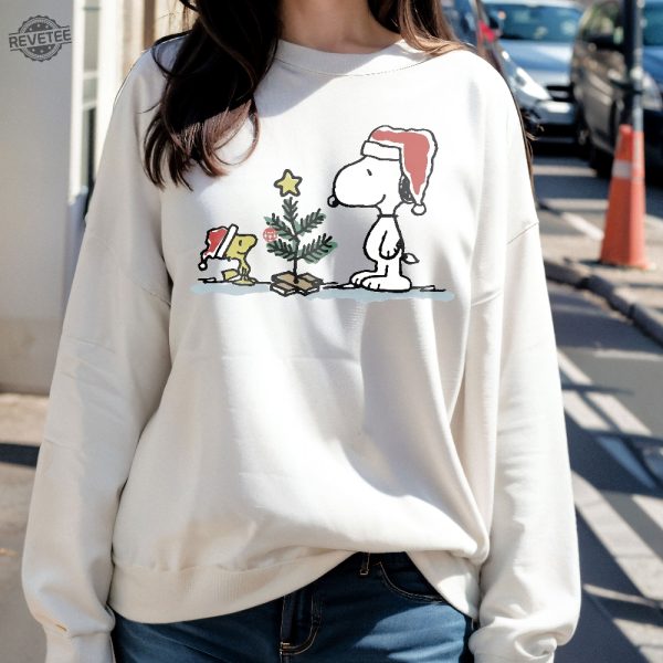 Snoopy Christmas Sweatshirt Vintage Christmas Sweatshirt Christmas Cartoon Dog Sweatshirt Charlie Christmas Sweatshirt Cartoon Sweater Unique revetee 4 1