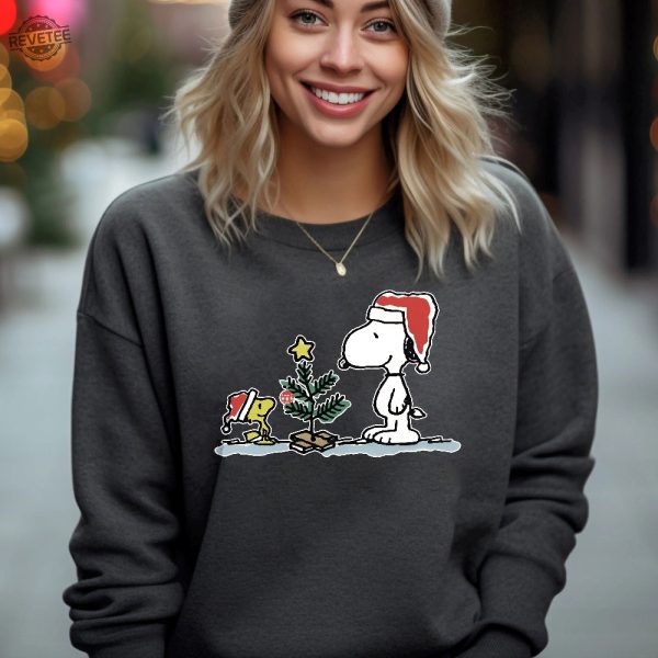 Snoopy Christmas Sweatshirt Vintage Christmas Sweatshirt Christmas Cartoon Dog Sweatshirt Charlie Christmas Sweatshirt Cartoon Sweater Unique revetee 6