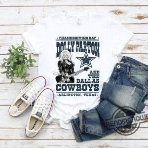 Retro Dolly Parton Cowboys Shirt Dolly Parton And The Dallas Cowboys Arlington Texas Thanksgiving Day Dolly Parton Shirt trendingnowe.com 2