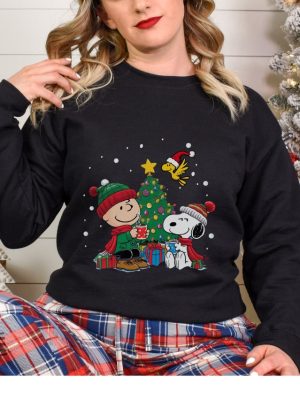 Snoopy Sweater Snoopy Christmas Sweater Christmas Sweater Cartoon Sweatshirt Cute Dog Sweater Christmas Sweatshirt Unique revetee 2