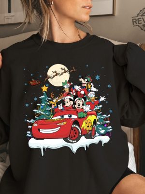 Retro Mickey And Friends Christmas Cars Shirt Lightning Mcqueen Car Christmas Shirt Mickeys Very Merry Christmas Party Disney Cars Xmas Unique revetee 4