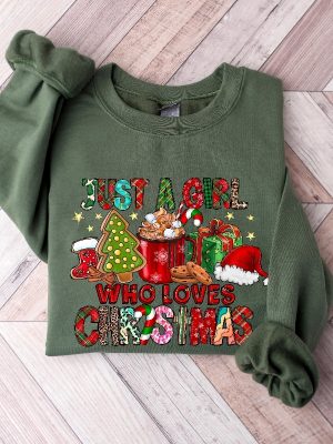 Womens Christmas Sweatshirt Just A Girl Who Loves Christmas Christmas Gift Shirt Christmas Lover Shirt Holiday Winter Shirt Unique revetee 3 1