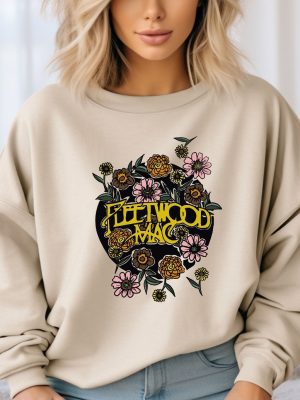 Vintage Fleetwood Mac Sweatshirt Fit Fleetwood Sweatshirt Vintage Sweater Fleetwood Mac Sweater Fleetwood Mac Shirt Flower Sweatshirt Unique revetee 4