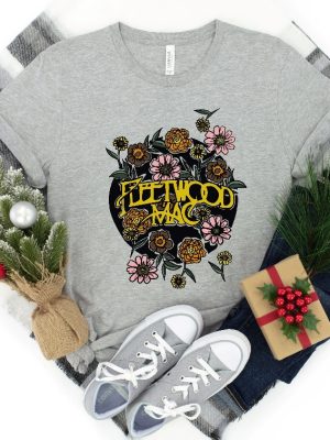 Vintage Fleetwood Mac Sweatshirt Fit Fleetwood Sweatshirt Vintage Sweater Fleetwood Mac Sweater Fleetwood Mac Shirt Flower Sweatshirt Unique revetee 5