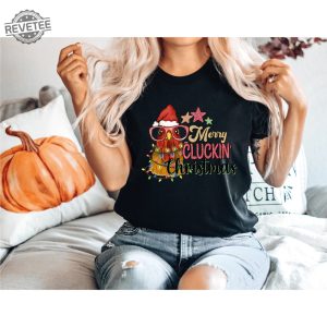 Christmas Chicken Shirt Farm Animal Christmas Shirt Glitter Effect Shirt Funny Chicken Lover Tshirt Christmas Lights Tee Xmas Chicken Unique revetee 2