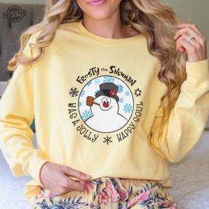 Retro Snowman Holiday Shirt Frosty The Snowman Christmas Sweatshirt Snowman Winter Crewneck Snowman Holiday T Shirt Unique revetee 5