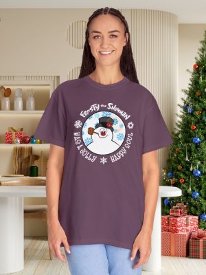 Retro Snowman Holiday Shirt Frosty The Snowman Christmas Sweatshirt Snowman Winter Crewneck Snowman Holiday T Shirt Unique revetee 6