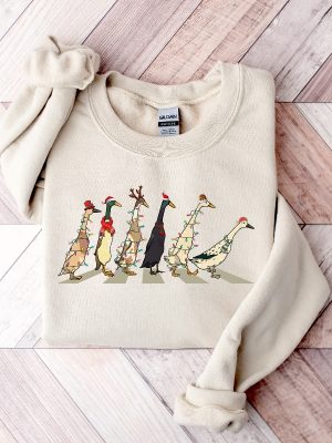 Christmas Ducks Sweatshirt Duck Christmas Shirt For Women Funny Animals Christmas Sweatshirt Farm Lover Gift Funny Christmas Shirt Unique revetee 2