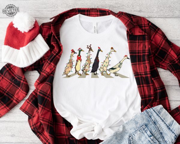 Christmas Ducks Sweatshirt Duck Christmas Shirt For Women Funny Animals Christmas Sweatshirt Farm Lover Gift Funny Christmas Shirt Unique revetee 4