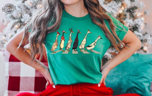 Christmas Ducks Sweatshirt Duck Christmas Shirt For Women Funny Animals Christmas Sweatshirt Farm Lover Gift Funny Christmas Shirt Unique revetee 5