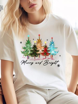 Merry And Bright Trees Womens Christmas Shirt Womans Holiday Shirt Christmas Gift Chic Winter Shirt Cute Holiday Tee Christmas Tree Shirt Unique revetee 4