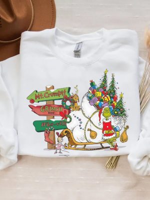 Vintage Merry Grinchmas Sweatshirt The Grinch Chrismas Shirt Xmas Holiday Funny Christmas Movie Grinch Family Sweatshirt Unique revetee 3