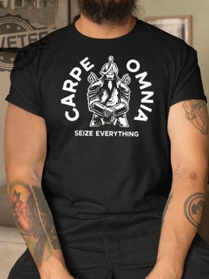 Micah Parsons Cowboys Carpe Omnia Seize Everything Shirt Sweatshirt Long Sleeve Shirt Hoodie Tank Top Unique revetee 3