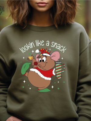 Disneyland Mickey And Friends Christmas Sweatshirt Disney Christmas Hoodie Christmas Family Sweater Disneyland Christmas Crewneck Unique revetee 3 1