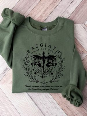 Basgiath War College Double Sided Sweatshirt Fourth Wing Riders Fly Or Die Design Violet Sorrengail Bookish Hoodie Unique revetee 2