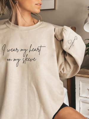 I Wear My Heart On My Sleeve Sweatshirt Personalized Sweatshirt With Kids Name On Sleeve Christmas Gift For Mom Custom Mom Sweatshirt Unique revetee 2