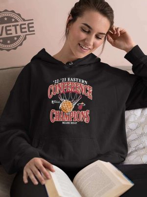 2022 2023 Eastern Conference Champions Miami Heat Nba Retro Shirt Hoodie Long Sleeve Shirt Sweatshirt Tanktop Unique revetee 2