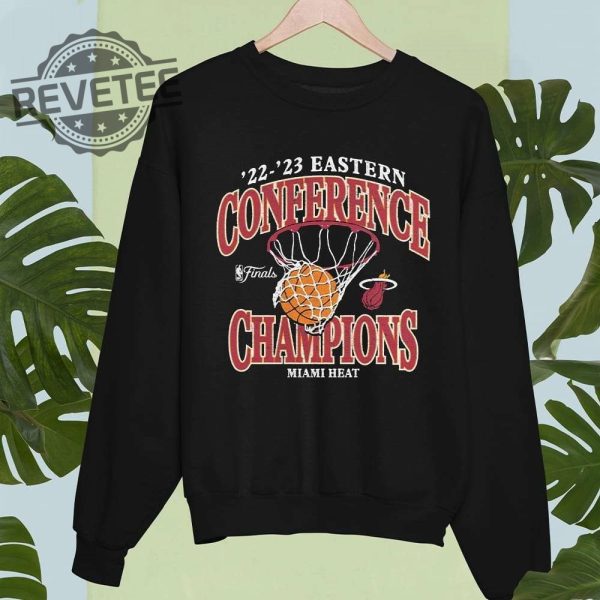 2022 2023 Eastern Conference Champions Miami Heat Nba Retro Shirt Hoodie Long Sleeve Shirt Sweatshirt Tanktop Unique revetee 3