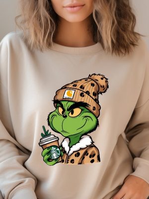 Grinch Boujee Christmas Shirt Bougie Grinch Leopard Unisex Shirt Grinch Boujee Starbucks Shirt Grinchmas Shirt Grinch Boujee Sweatshirt Hoodie Sweatshirt Unique revetee 4