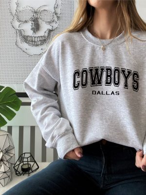 Dallas Cowboys Football Sweatshirt Vintage Dallas Sweatshirt Cowboys Football Crewneck Sweatshirt Cute Dallas Gift Dallas 90S Crewneck Hoodie Sweatshirt Unique revetee 3