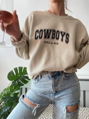 Dallas Cowboys Football Sweatshirt Vintage Dallas Sweatshirt Cowboys Football Crewneck Sweatshirt Cute Dallas Gift Dallas 90S Crewneck Hoodie Sweatshirt Unique revetee 5