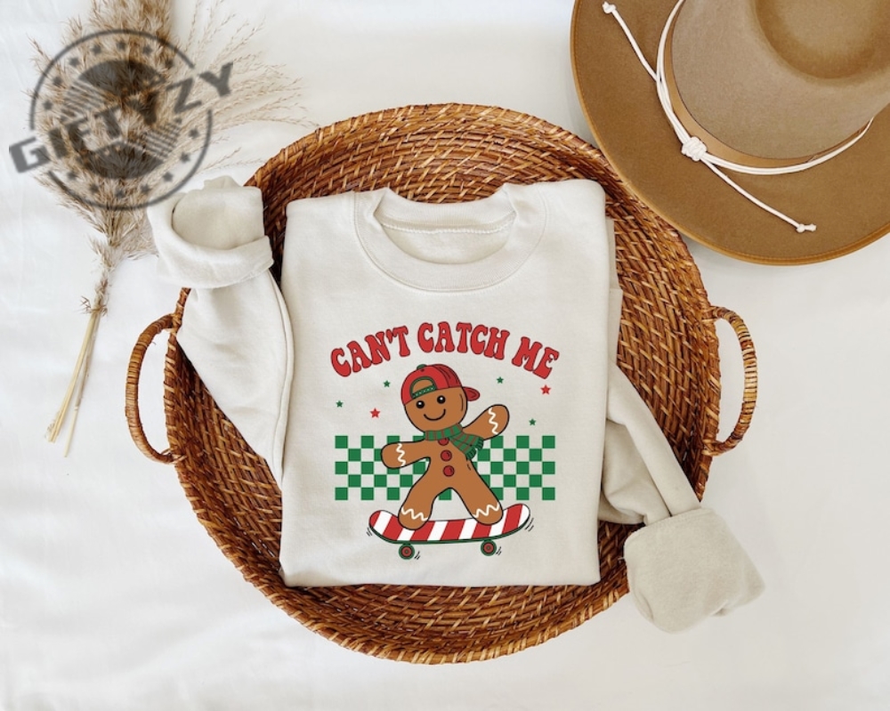 Cant Catch Me Retro Gingerbread Boy Ball Cap Kids Shirt Funny Christmas Hoodie Christmas Gingerbread Crewneck Sweater Unisex Trendy Tshirt Christmas Gifts