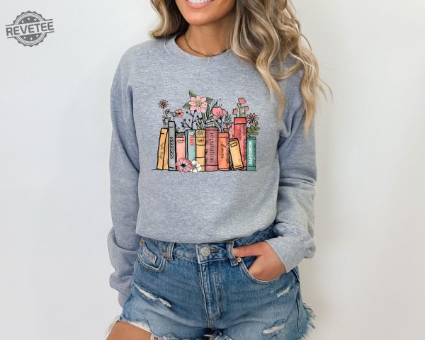 Albums As Books Sweatshirt Trendy Aesthetic For Book Lovers Crewneck Sweater Folk Music Hoodie Country Music Hoodie Rack Music Sweater Unique revetee 2